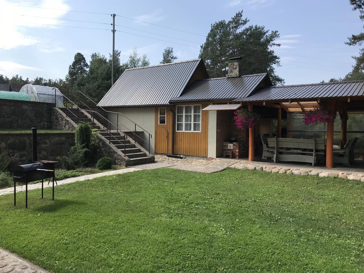 Hôtel Priedaine à Krāslava Extérieur photo
